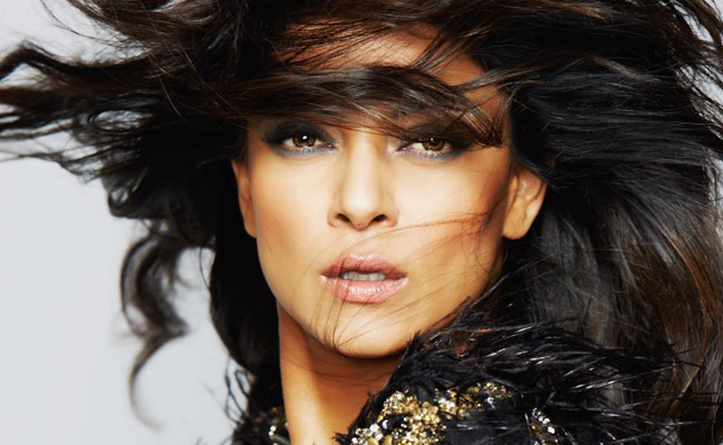 किस फिल्म के लिए सुष्मिता सेन ने IIFA अवार्ड जीता था? easy facts about sushmita sen inside