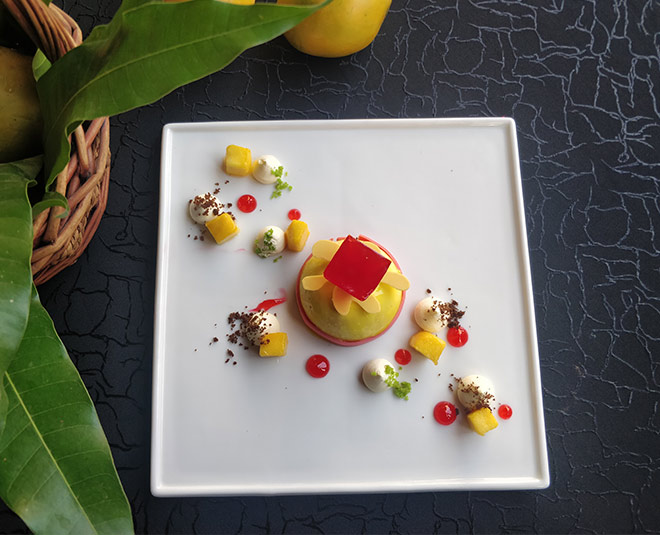 mango strawberry dom