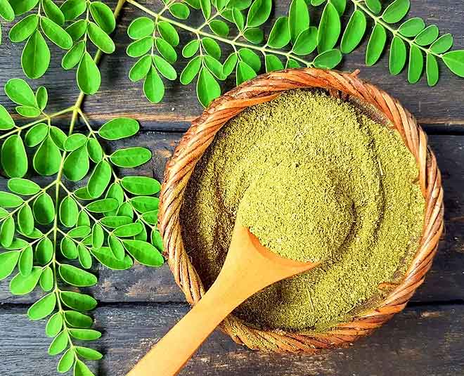 Try Moringa Powder Recipes To Delay Ageing | HerZindagi