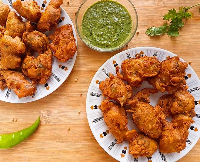 Enjoy This Awesome Mausam With These Yummy Pakora Recipes | HerZindagi