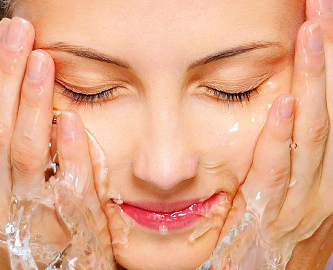 right ways to wash your face inside 