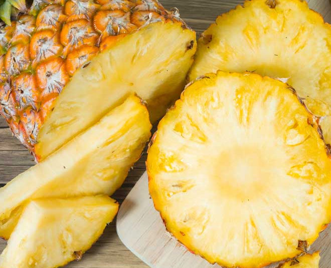 ripe fruit pine apple