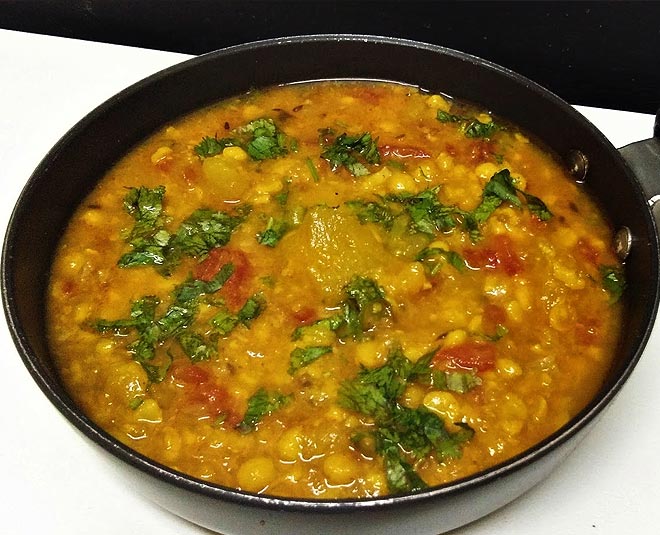 saboot hare ki daal inside 