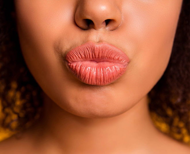 summer bag essentials lip