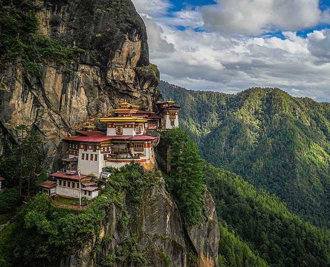 This Summer Ditch The Conventional Hill Stations And Visit Tawang ...