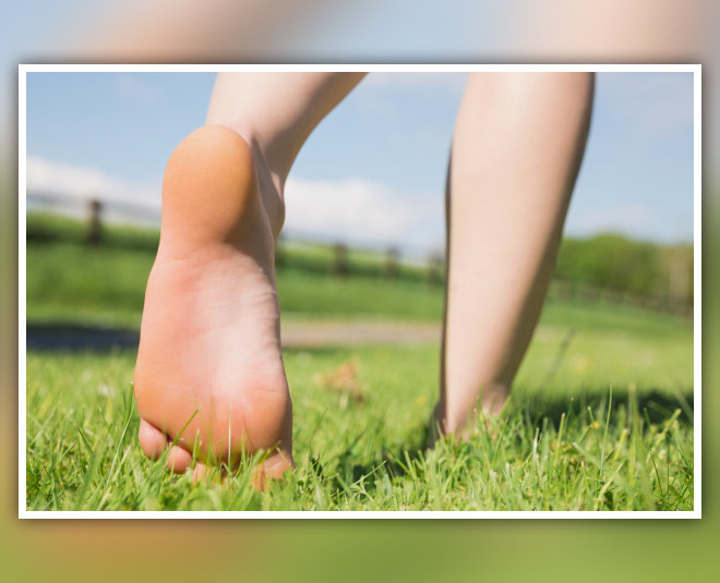 surprising-health-benefits-of-walking-barefoot-on-grass-herzindagi