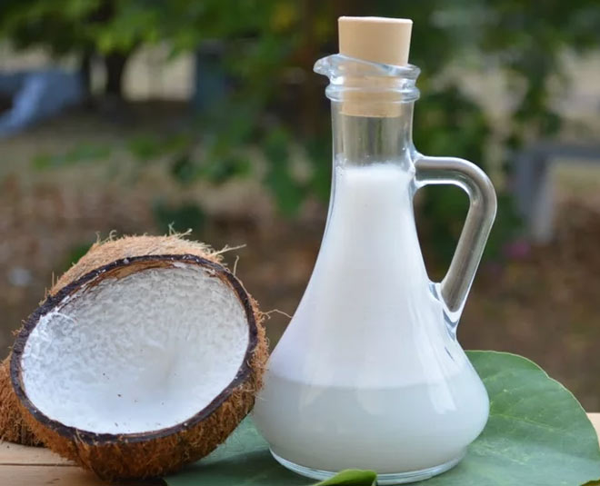 Homemade Coconut Milk Hair Mask For Shiny And Strong Hair Hair Care Tips