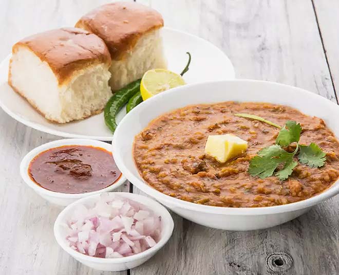 best street food pav bhaji restaurants in mumbai inside one