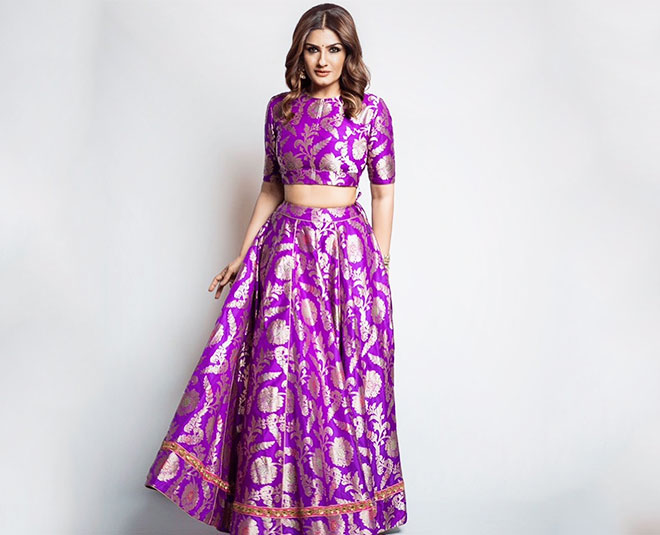 bollywood actresses wearing purple