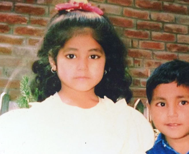 hina khan with his brother