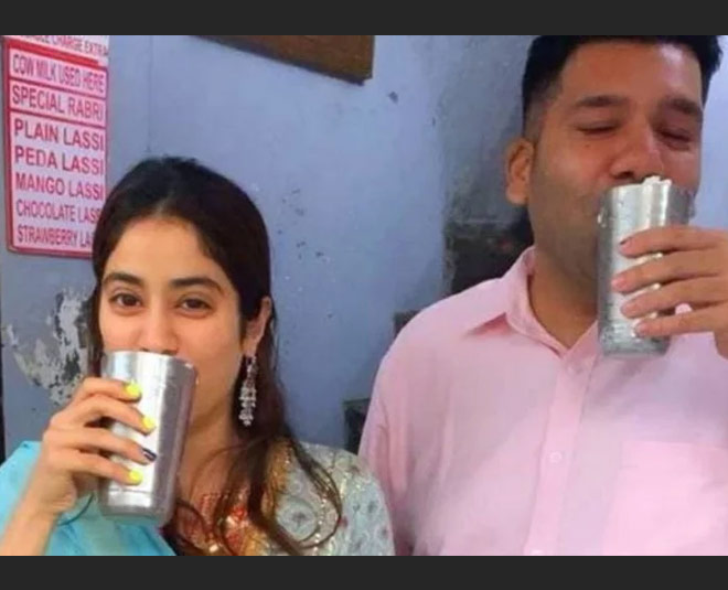 janhvi kapoor having lassi