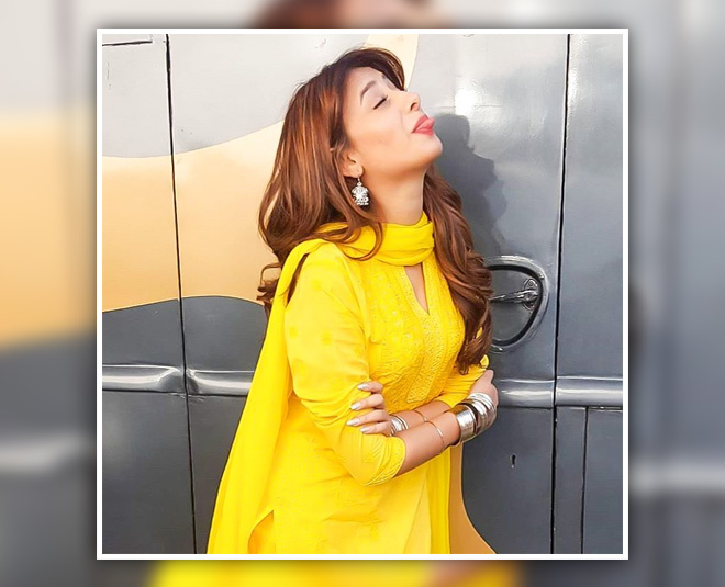 mahira sharma in traditional attire