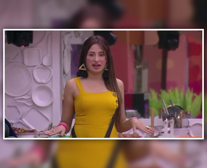 mahira sharma in tunic dress