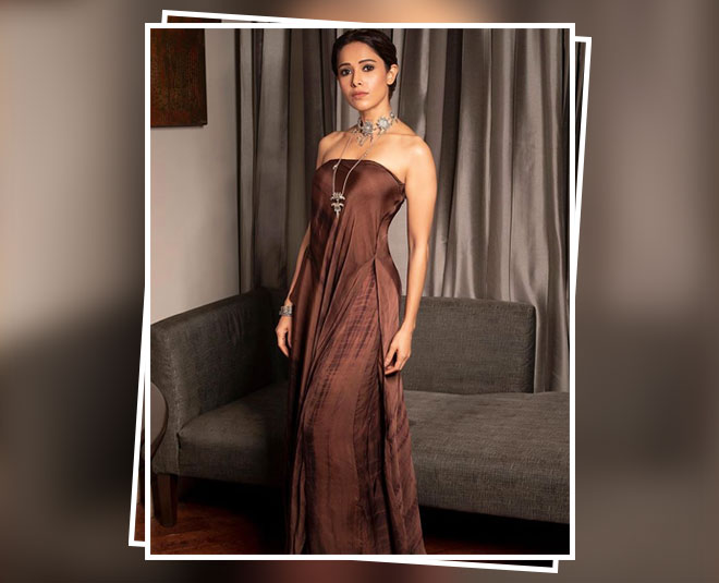 nusrat bharucha short metallic outfit ()