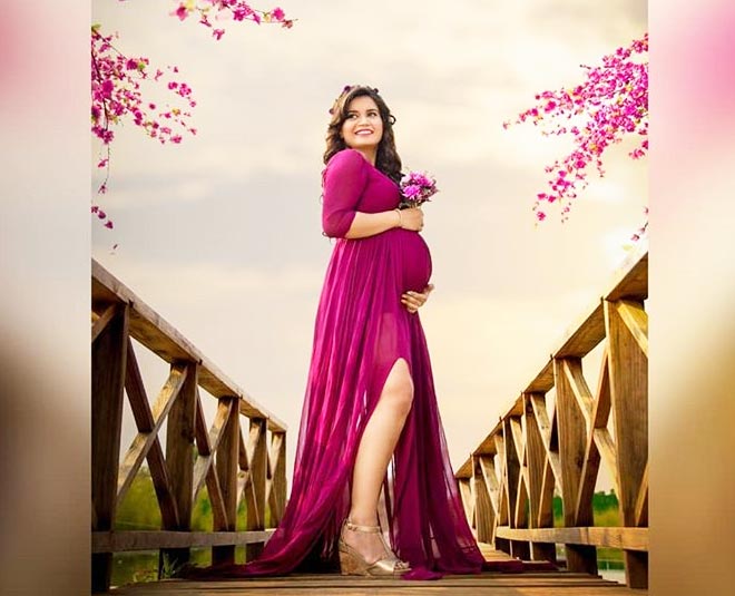 priya ahuja maroon gown