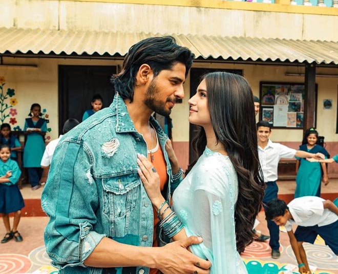 tara sutaria floral lehnga style ()