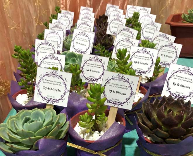 unique flower pot  wedding  invitation card inside one