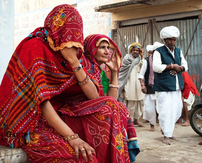 women in ghoonghat need to be progressive Main