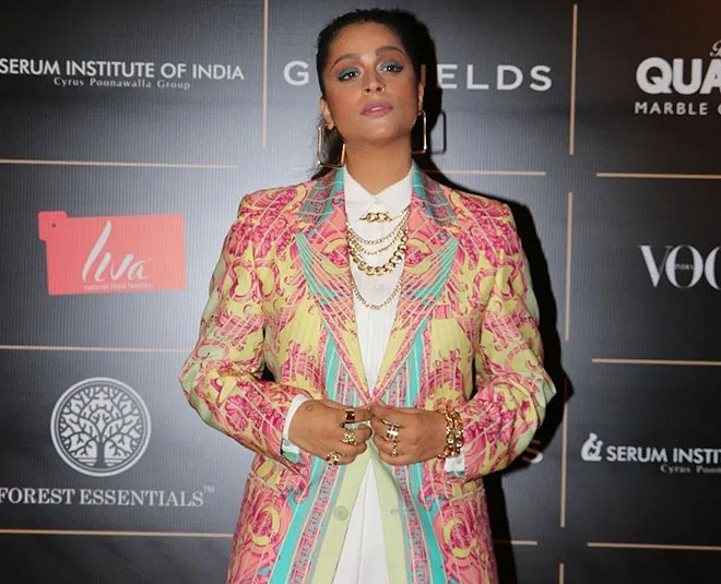 लिली सिंह का सतरंगी लुक- Latest Award Show lilly singh