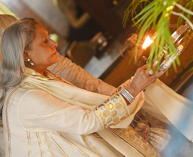 amitabh bachchan shares inside pictures of diwali puja with jaya bachchan abhishek bachchan inside 