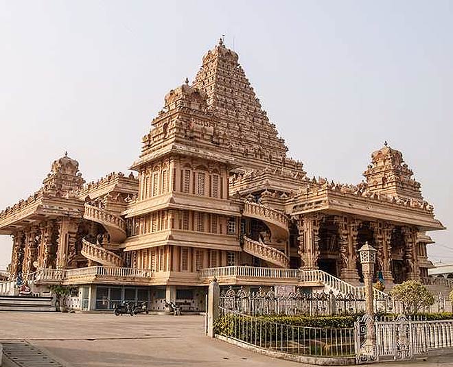 delhi temple chattarpur mandir south india flower inside 