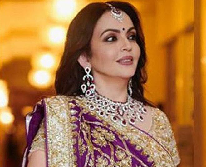 designer earrings of nita ambani pictures