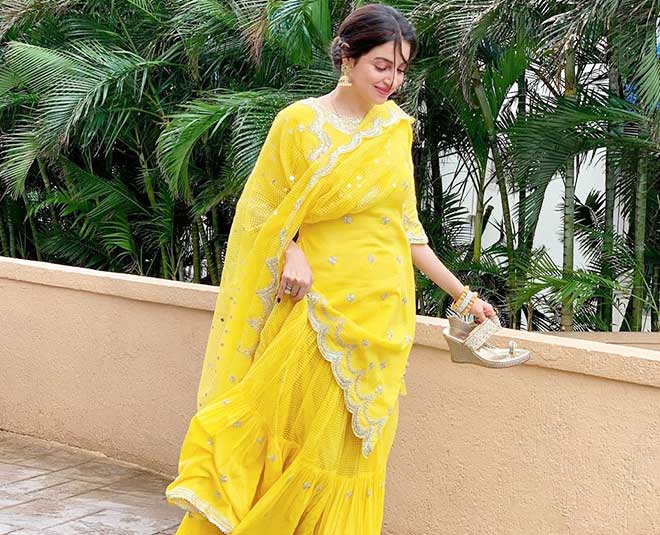 divya khosla kumar dress looks in wedding season inside four