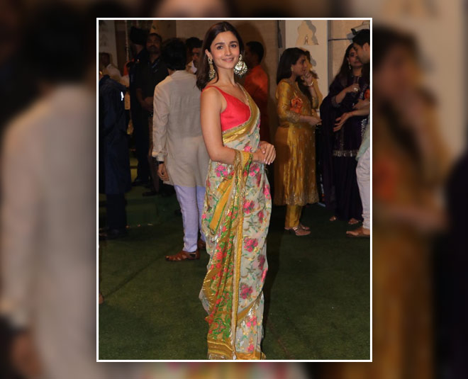 floral saree alia