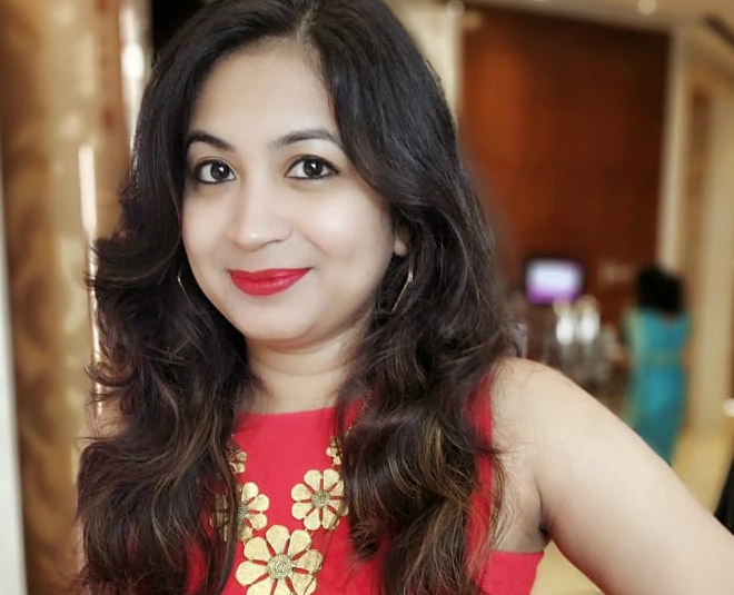 how to make lipstick stay on when drinking