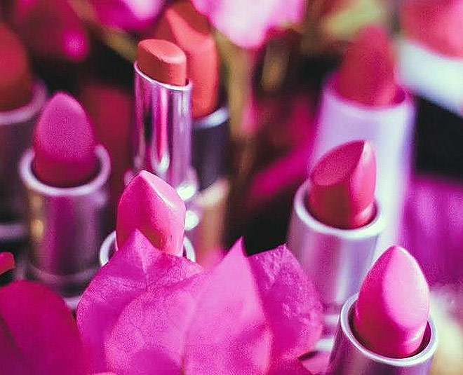 Get Your Hands On These Top Red And Pink Lipsticks Under 500 At The Amazon Great Indian Festival 