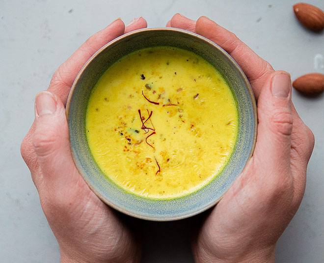 saffron milk health benefits inside 