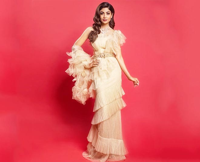 shilpa shetty are perfect for wedding season  inside one inside three