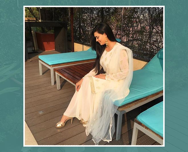 shweta tiwari ethnic outfit one