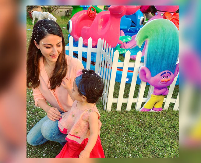 soha ali khan inaaya cute moments four