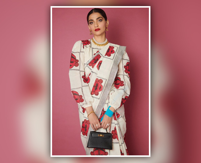 sonam kapoor  stunning diwali party looks