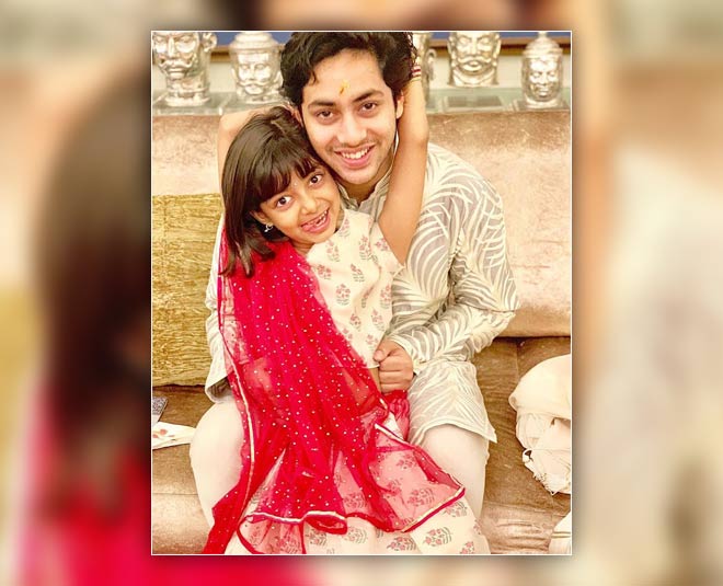 aaradhya bachchan ethnic dress inside 