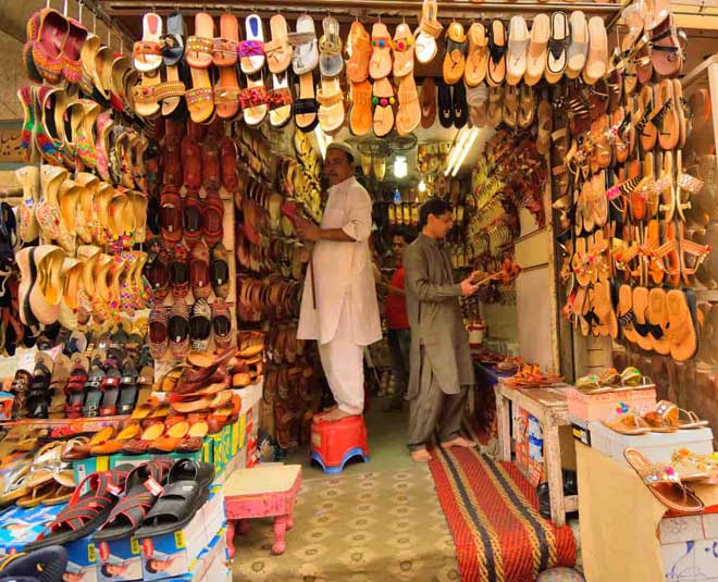 cheap markets of delhi