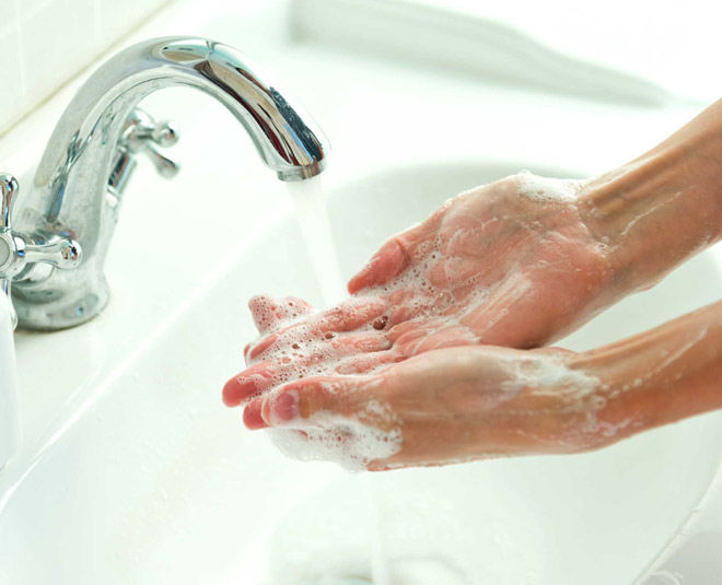 contact lenses inside 