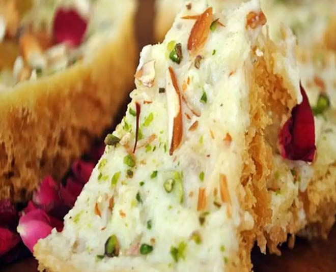 This Ghevar Recipe Is Perfect For The Sweet Toothed Souls-This Ghevar