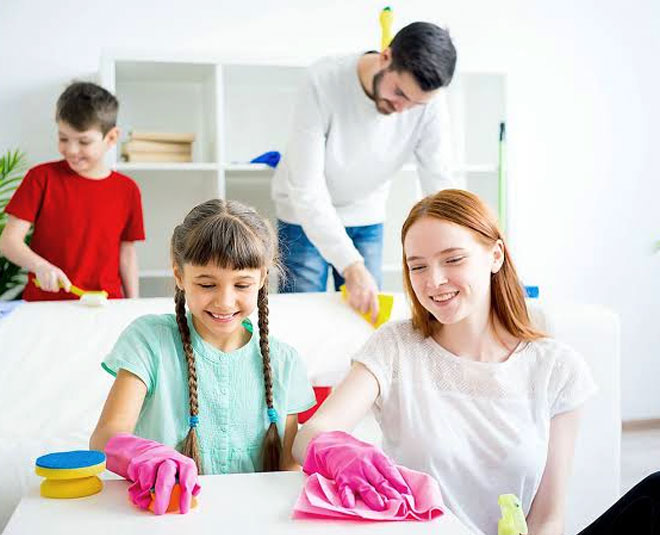 how parents behaviour may affect child's weight inside 