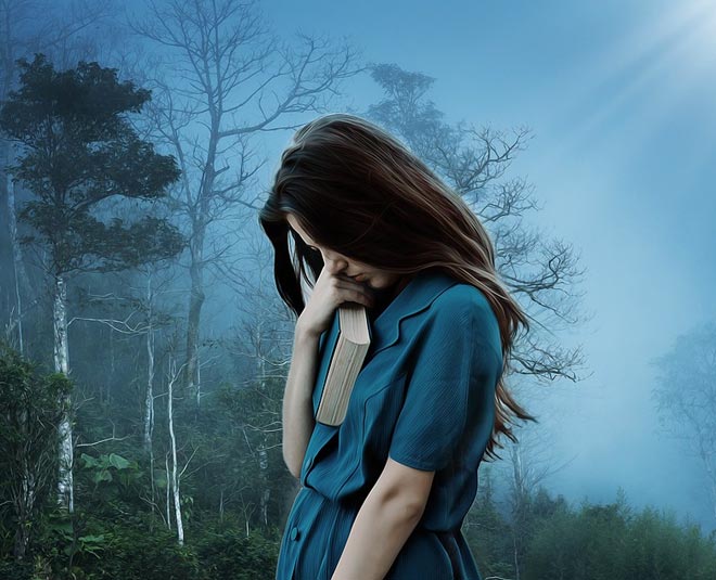 how to handle toxic female friend inside 