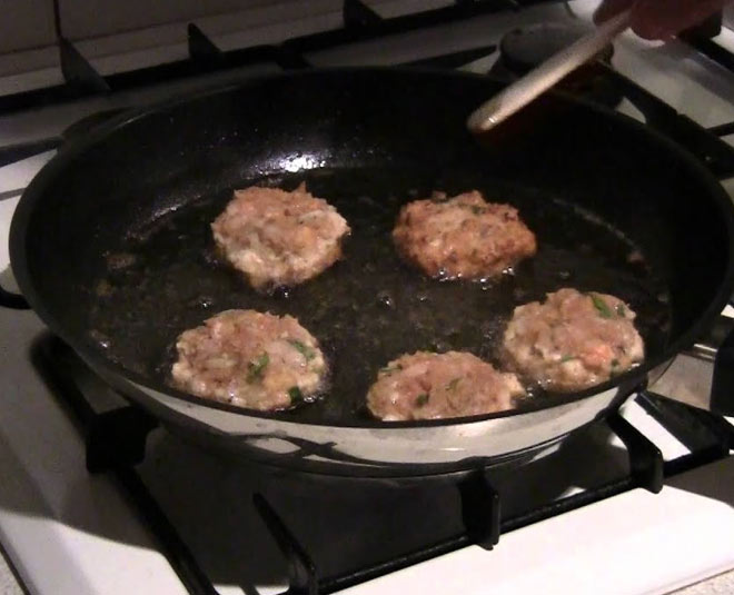 This Crispy, Yummy KebabeKela Recipe Is Perfect For NavratriThis