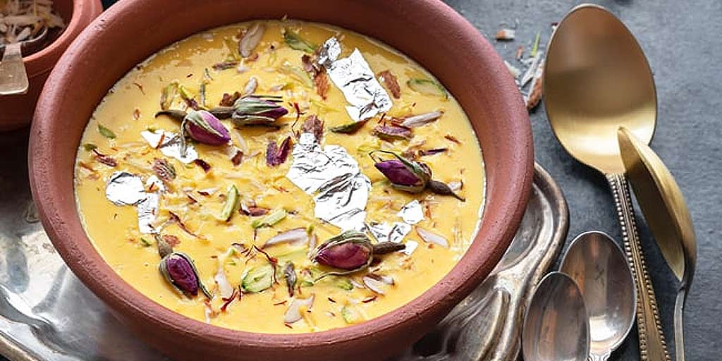 Easy Recipe Of How To Make Sweet Royal Saffron Kheer At Home easy