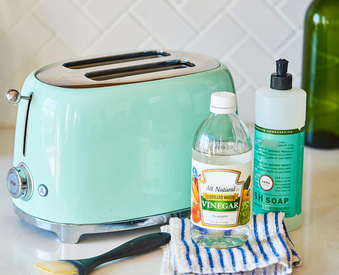 Know How To Clean A Toaster Quickly In Hindi know how to clean a