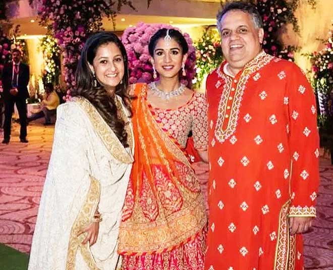 lipstick shades of radhika merchant