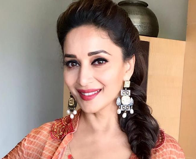 माधुरी दीक्षित का सेमी विंग- madhuri dixit EYE MAKEUP