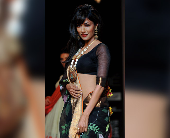 malaika parineeti priyanka zareen to chitrangada and other actresses flaunt their stretch marks inside 