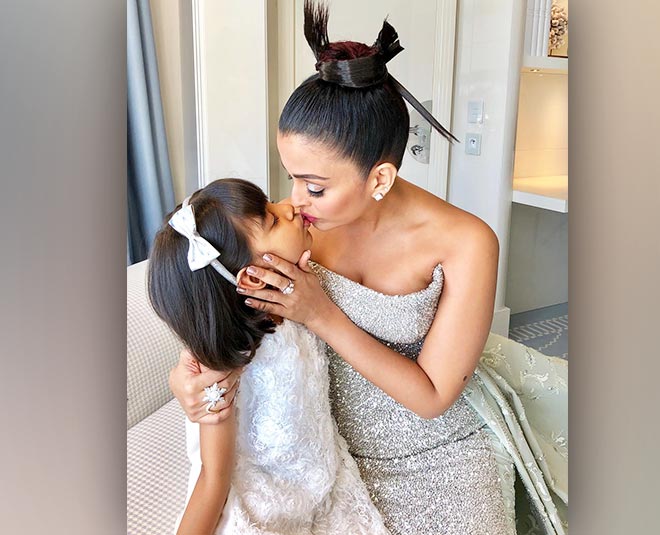 matching dress trend aishwarya rai aaradhya bachchan inside 