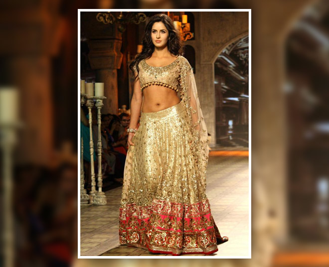 metallic lehenga styles for your wedding to look different inside 