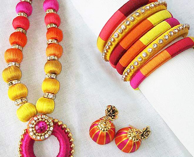 paper jew  set inside 